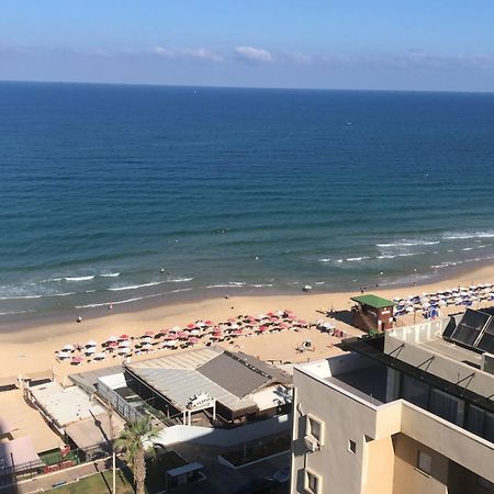 Ferienwohnung תמר על הים Bat Yam Exterior foto