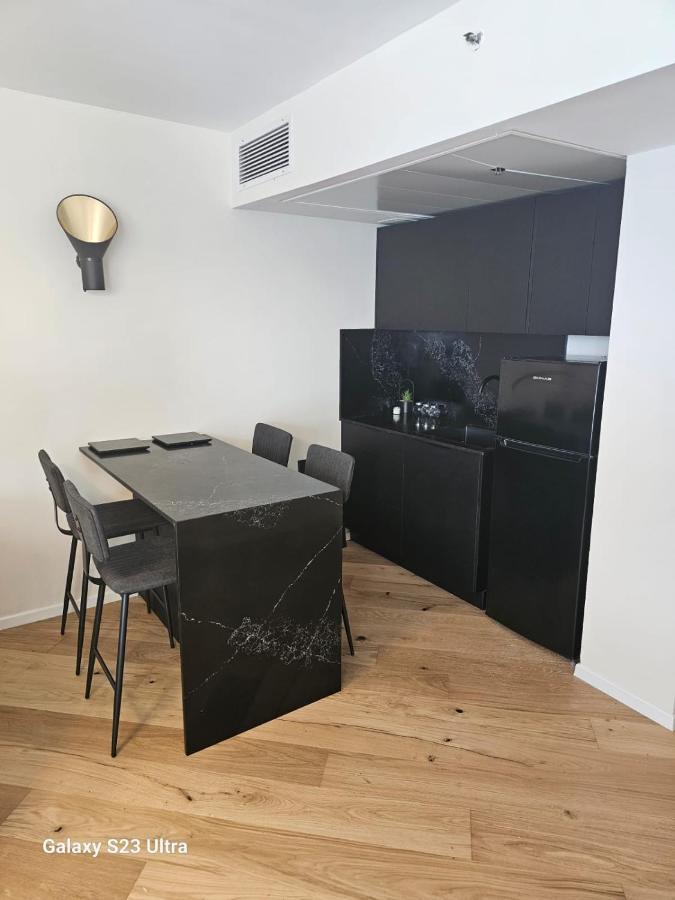 Ferienwohnung תמר על הים Bat Yam Exterior foto